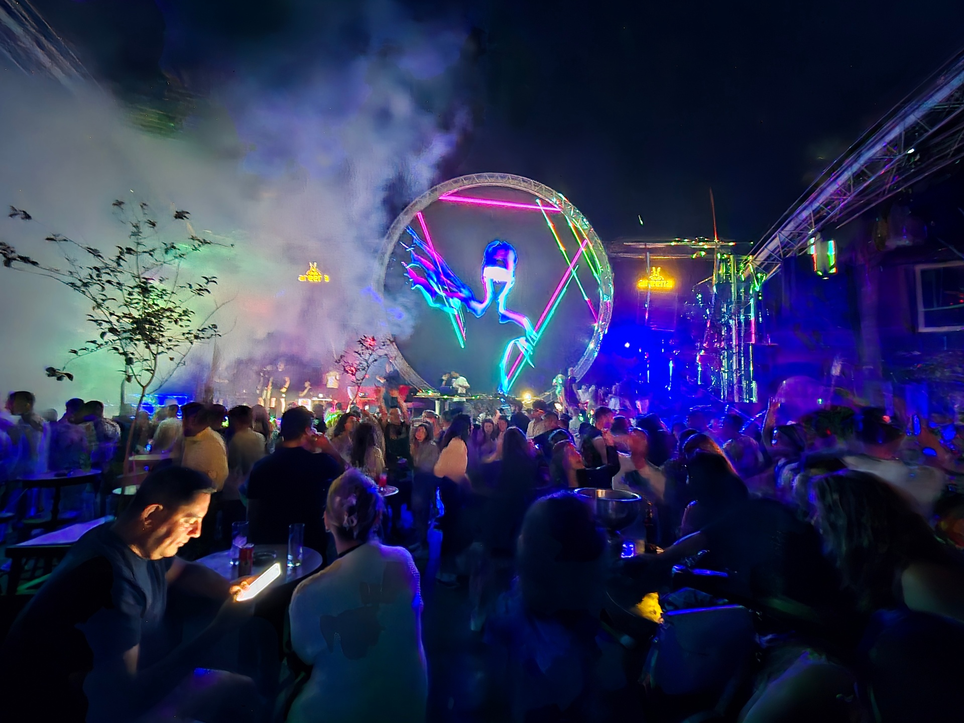 Neon Circle Show
